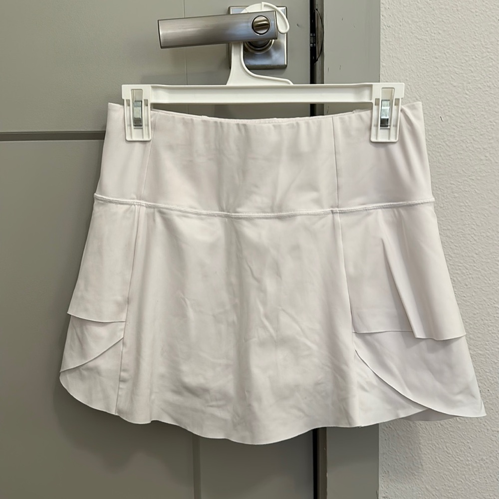Athleta white athletic tennis skirt